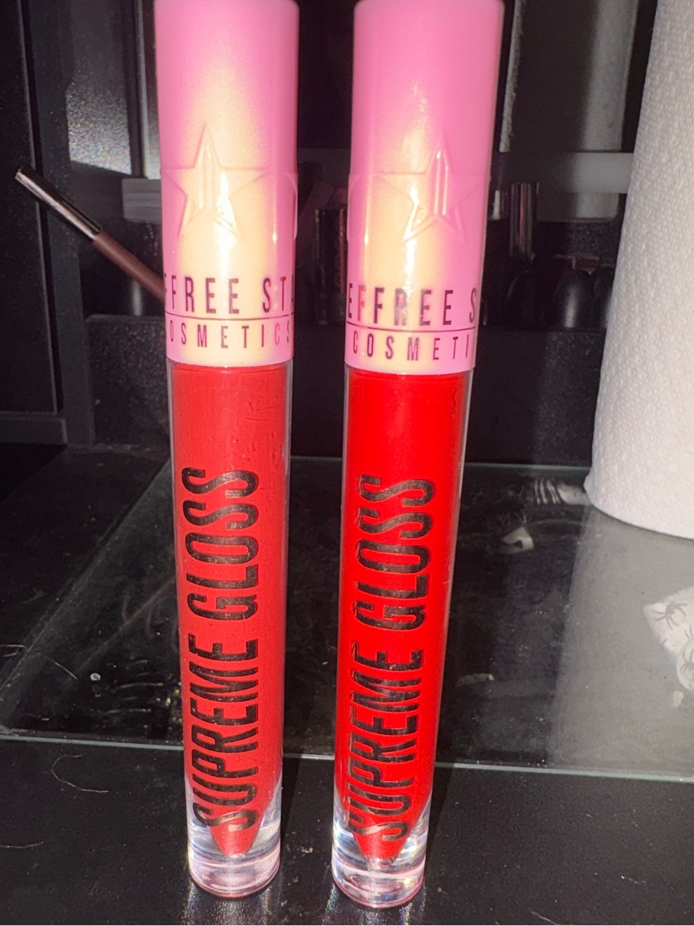 Jeffree Star Supreme Gloss Lip Gloss - Reds...wifey and red affair. Never used